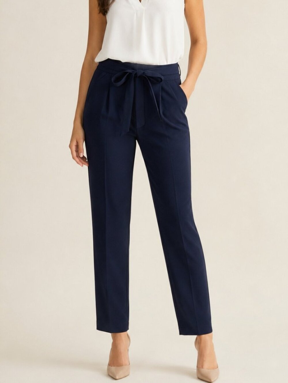 Vince Navy Tie Waist Cropped Ankle Pants Wool Blend Size 6 Quiet Luxury